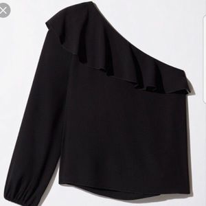 Black Wilfred / Aritzia top - perfect for F/W!